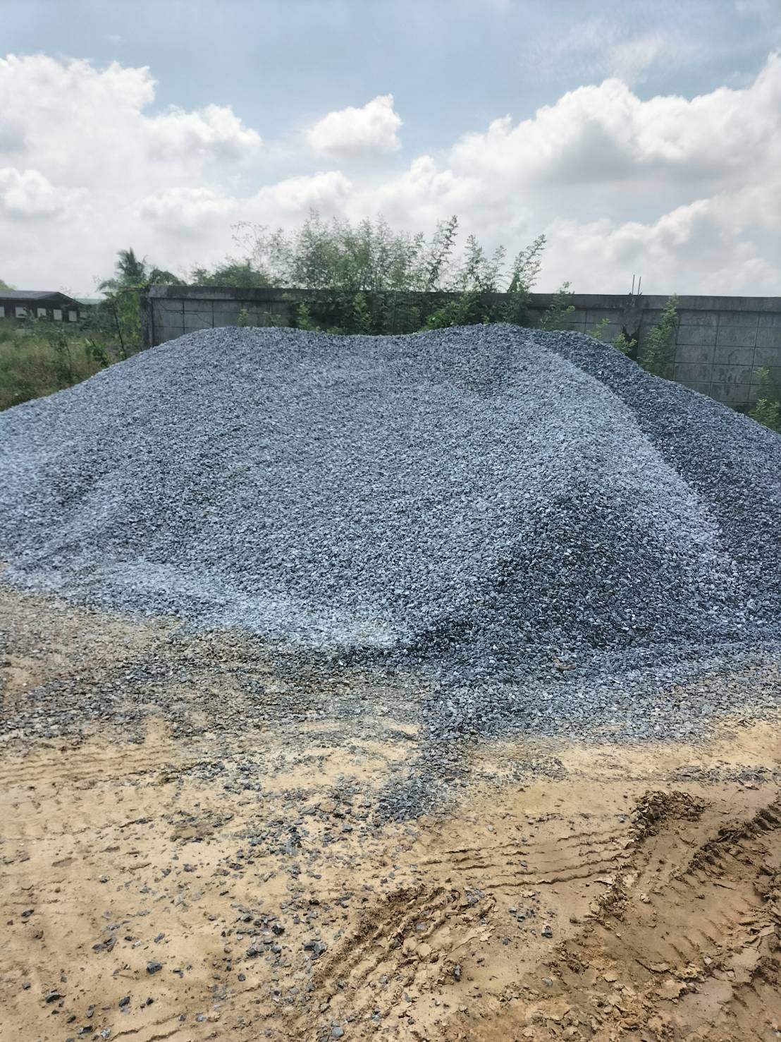 จำหน่ายหินก่อสร้าง / หินคลุก