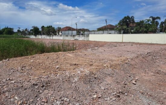 จำหน่ายดินถม พระนั่งเกล้างานถมที่ งานก่อสร้าง วัสดุคุณภาพสูง ราคาถูก พร้อมทีมงานมืออาชีพ